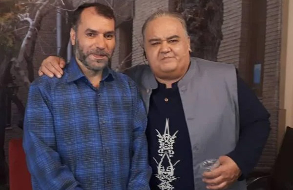 عیادت مسعود ده‌نمکی از اکبر عبدی در بیمارستان محب مهر