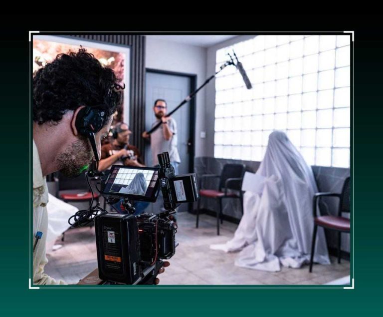 فیلم کوتاه «چه کسی ما را می‌بیند؟» آماده نمایش
